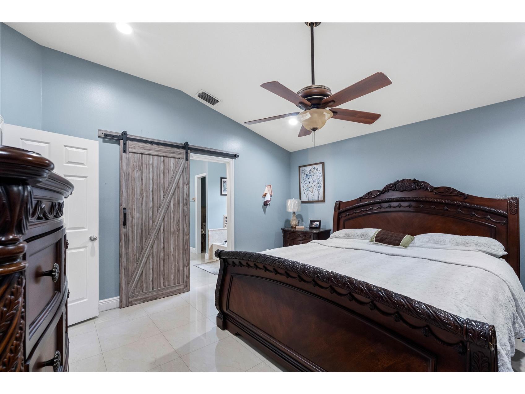 3306 Pin Oak Lane Tampa FL 33618 TB8525559 image26