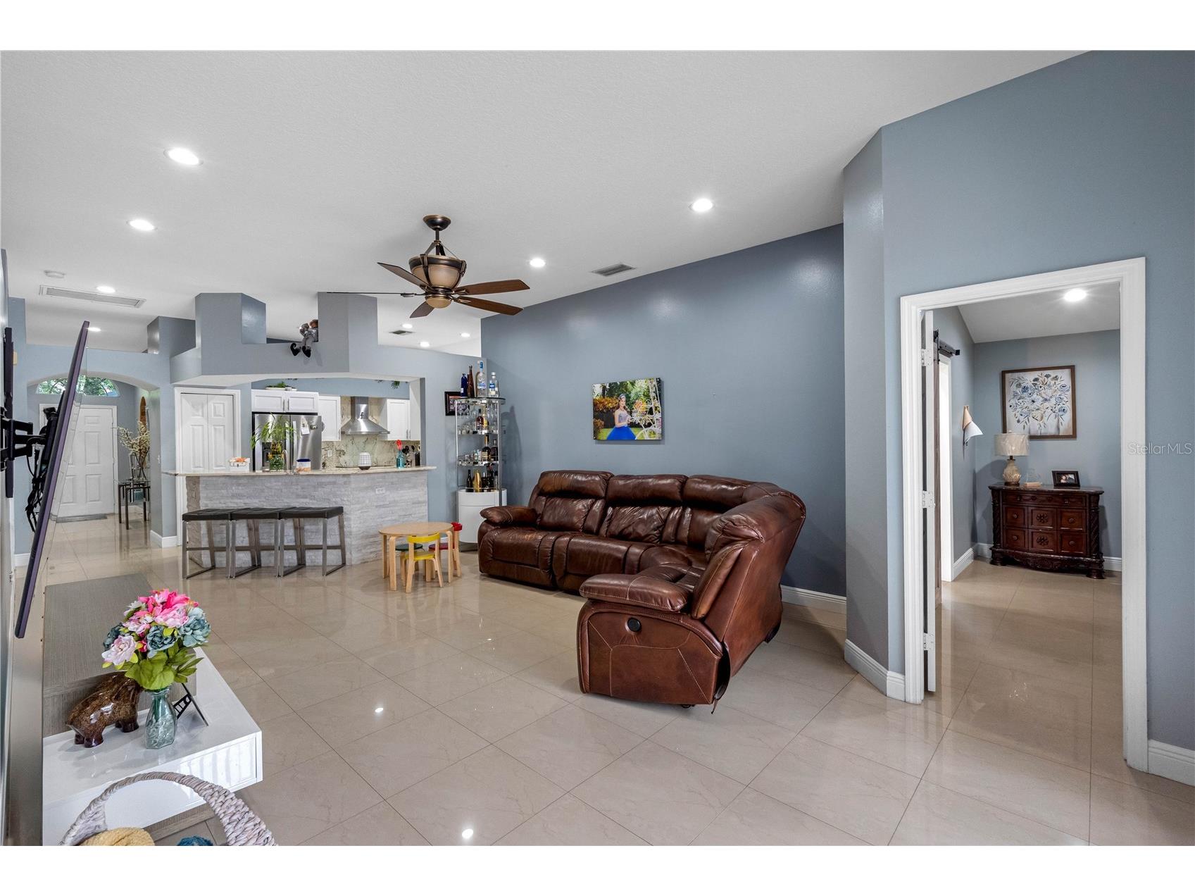 3306 Pin Oak Lane Tampa FL 33618 TB8525559 image45
