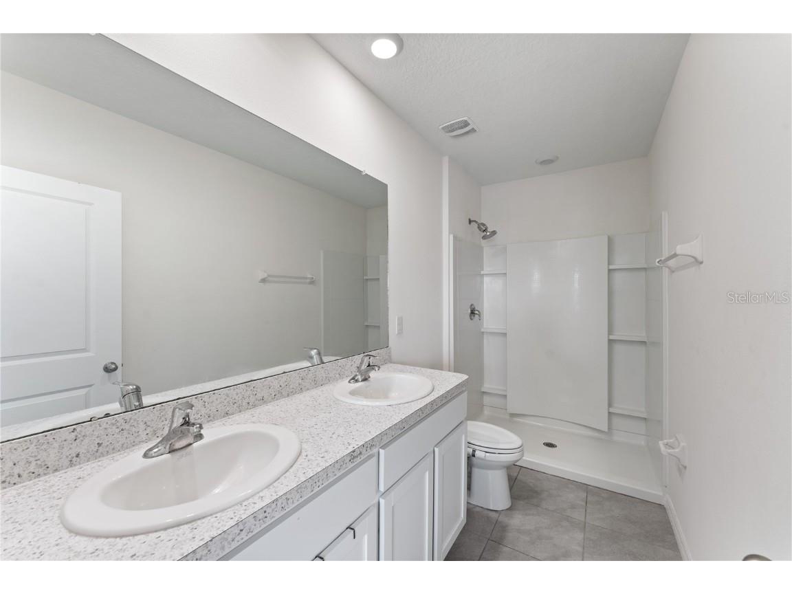 33066 Major Oak Drive Wesley Chapel FL 33545 TB8436982 image9