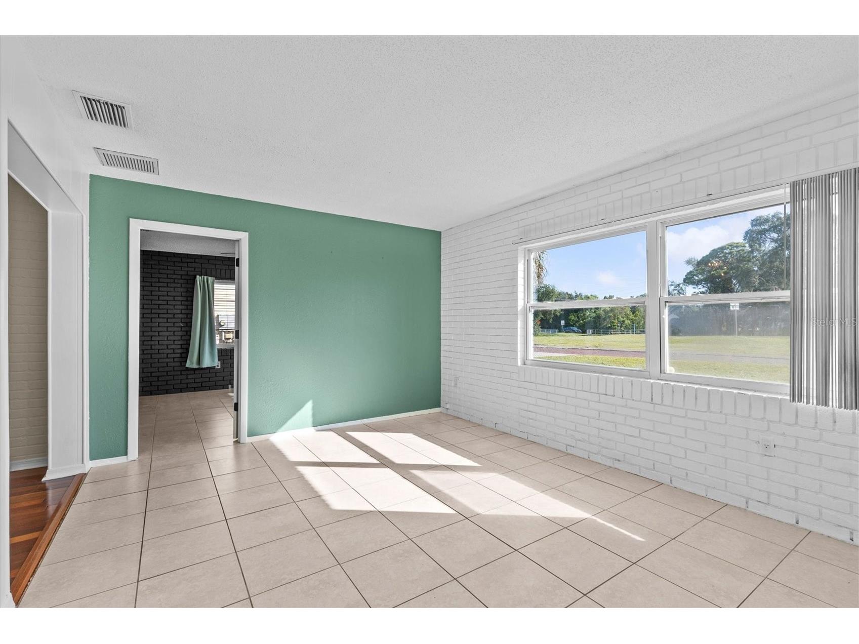 3307 De Soto Boulevard Palm Harbor FL 34683 TB8441264 image8