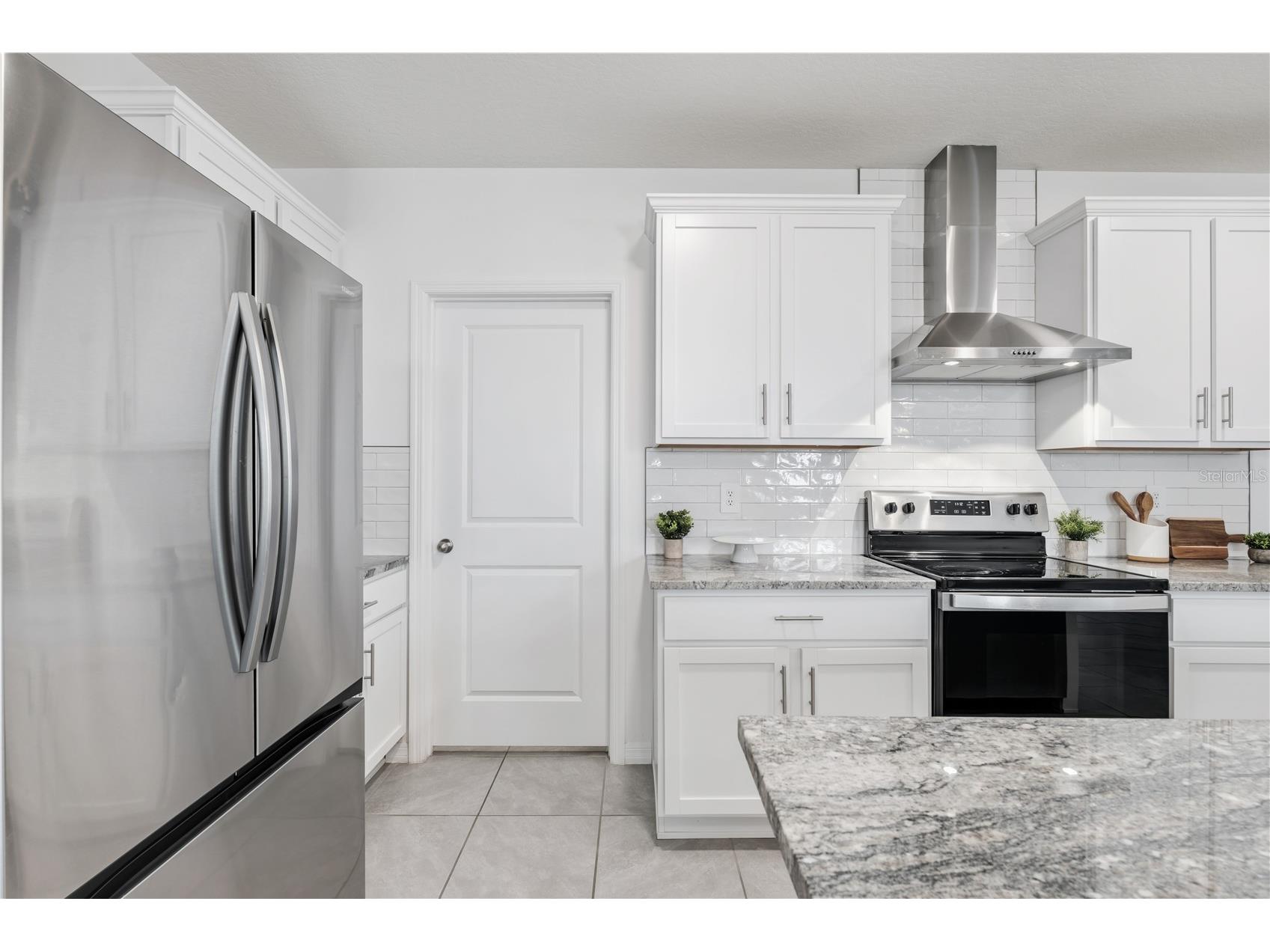 3307 Hilltop Circle Bradenton FL 34211 L4959108 image12