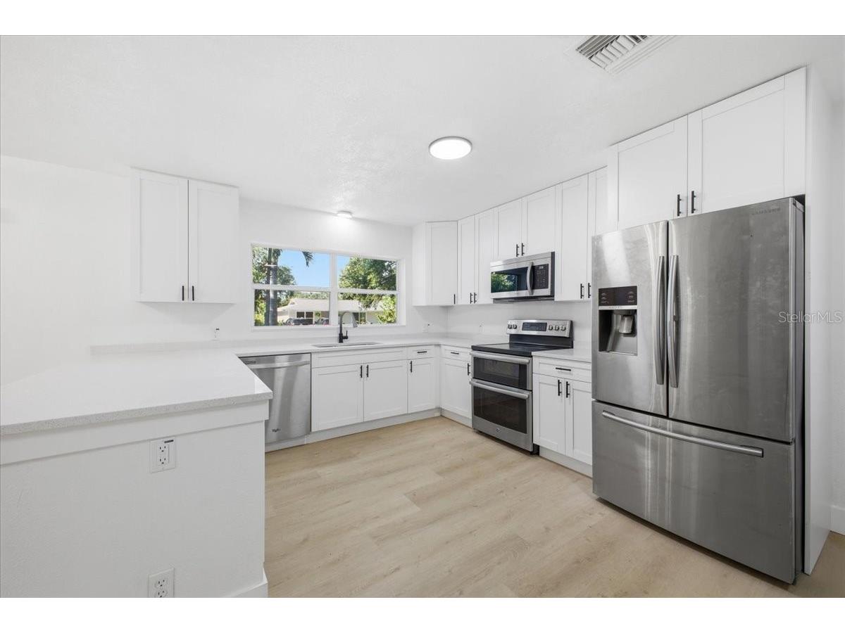 3308 3rd Avenue W Bradenton FL 34205 TB8511583 image11