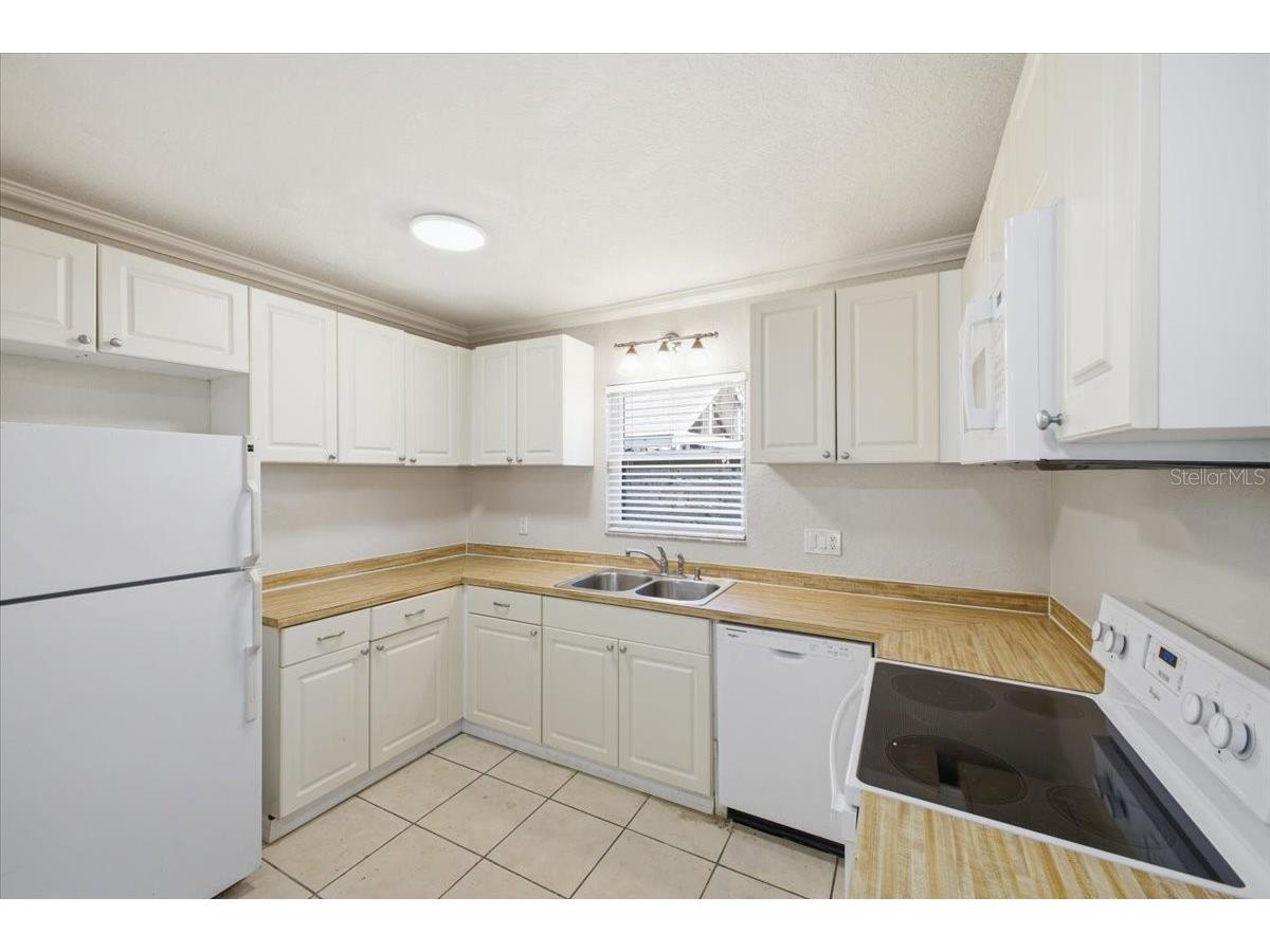 3308 3rd Avenue W Bradenton FL 34205 TB8511583 image32