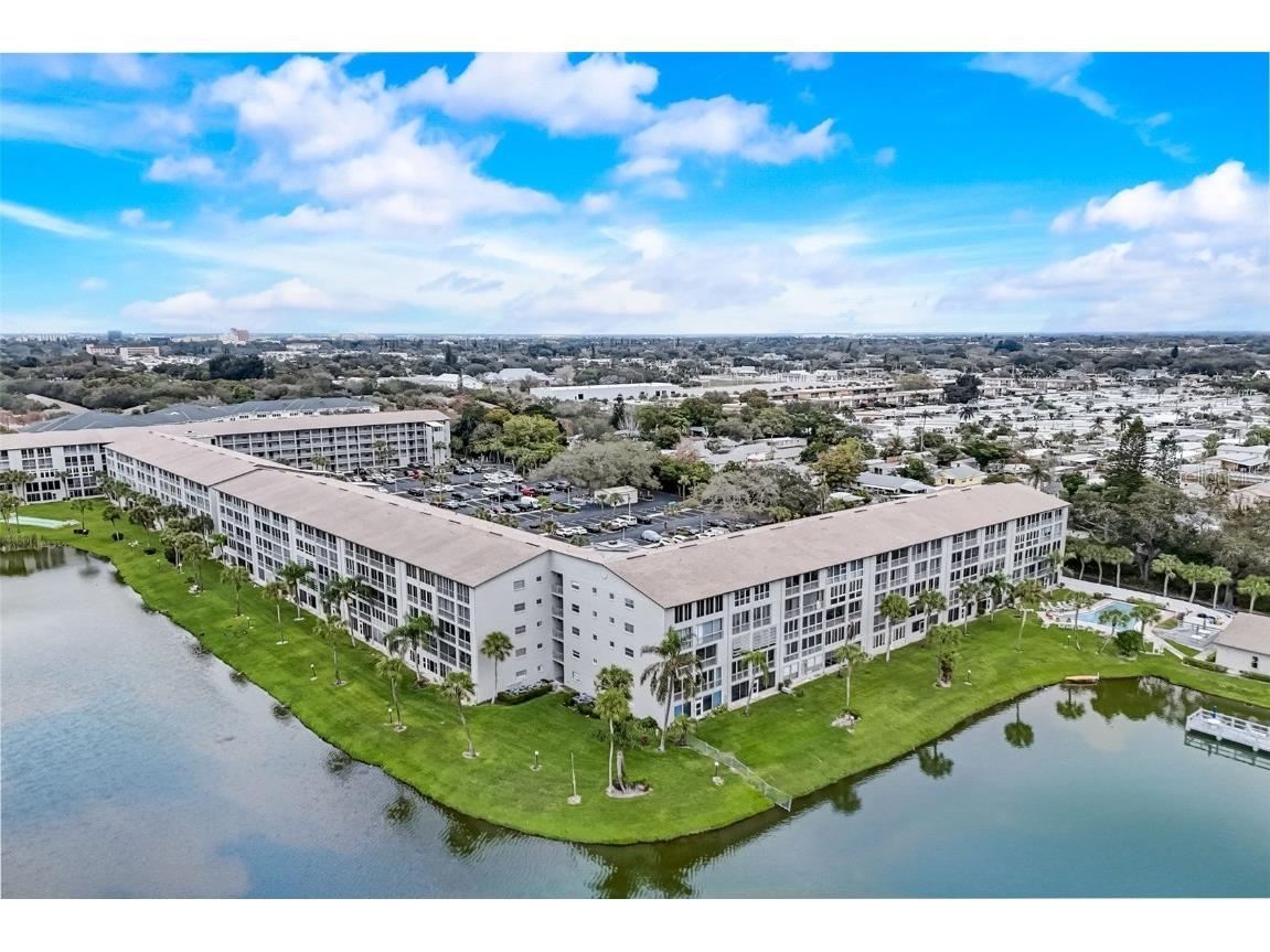 3308 Lake Bayshore Drive #107 Bradenton FL 34205 A4605157 image1