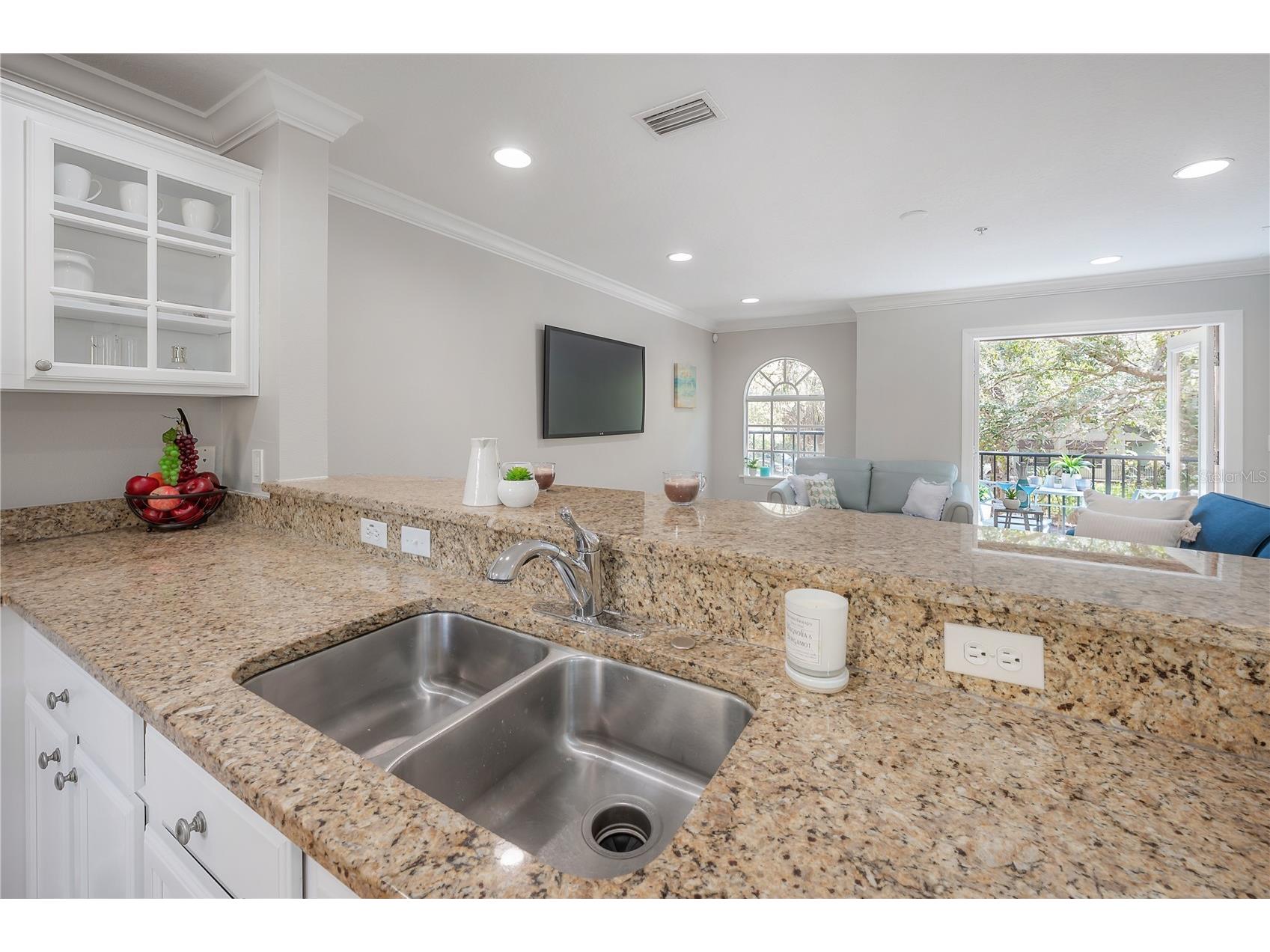 3308 Las Campos Place Tampa FL 33611 TB8483625 image11