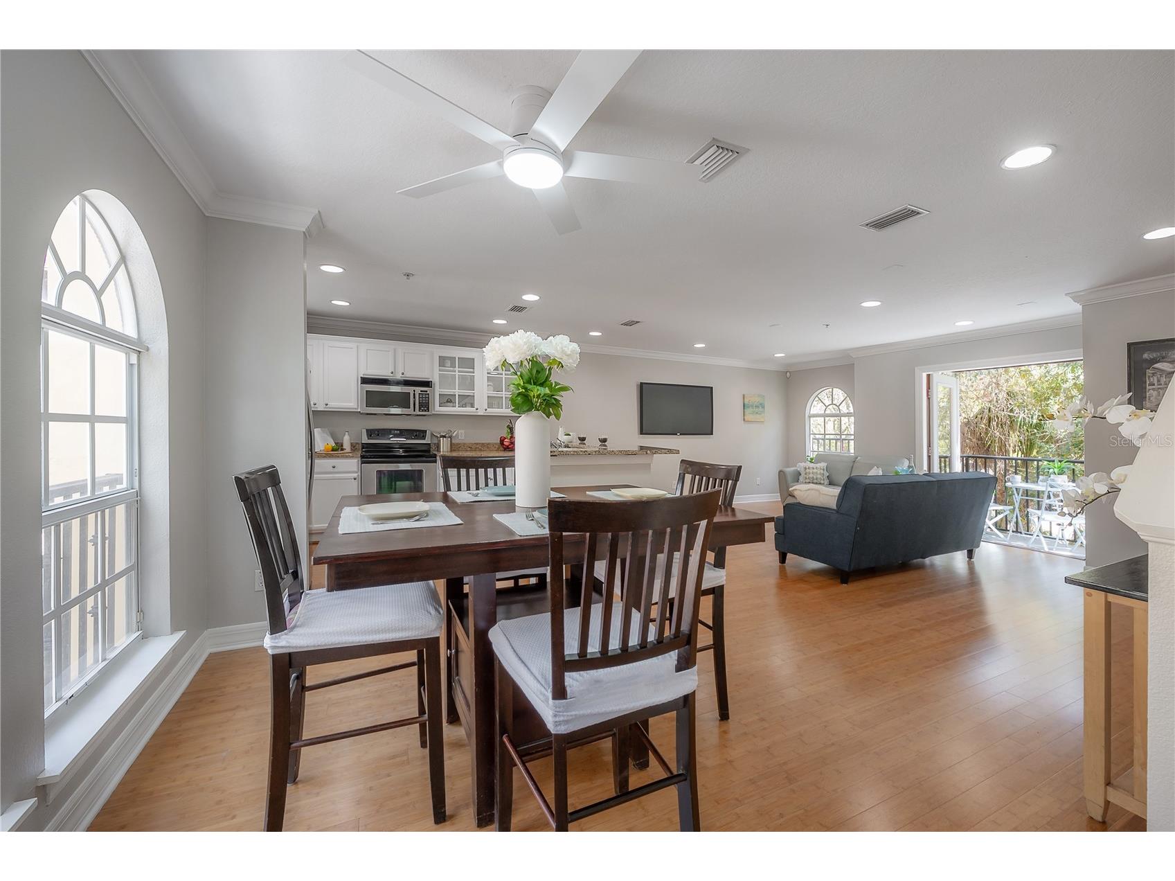 3308 Las Campos Place Tampa FL 33611 TB8483625 image5