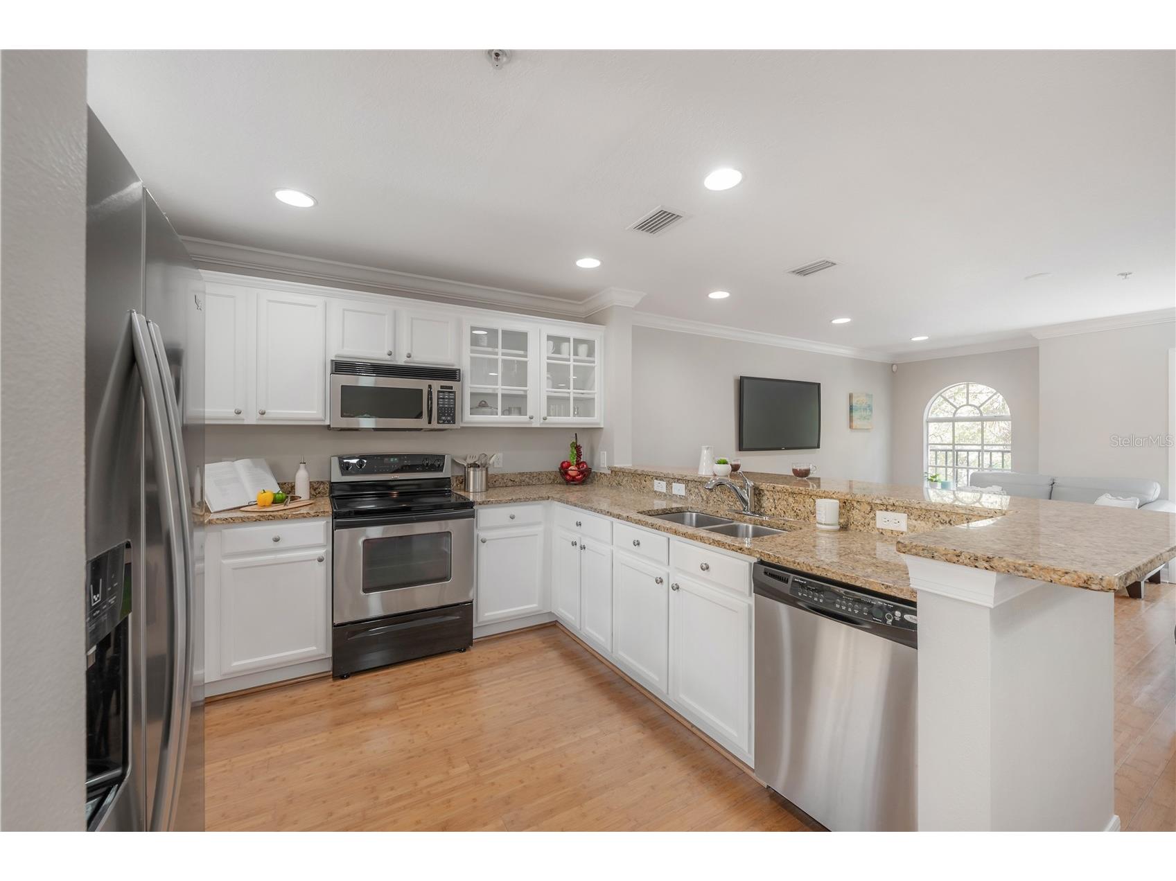 3308 Las Campos Place Tampa FL 33611 TB8483625 image8