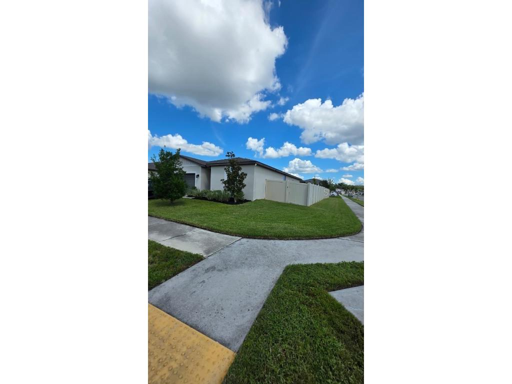 3308 Poppy Snow Place Zephyrhills FL 33540 TB8432535 image3