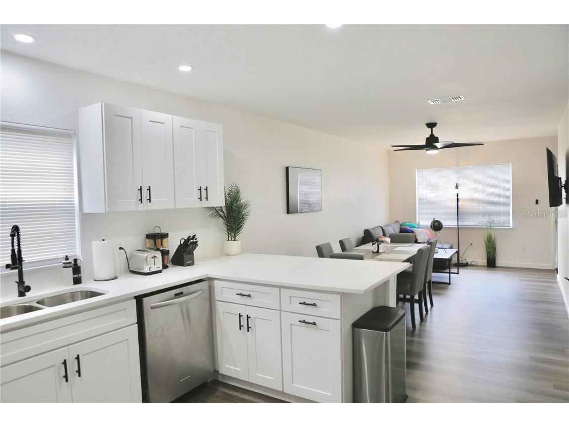 3308 SW 26th Way #B Gainesville FL 32608 GC535240 image6