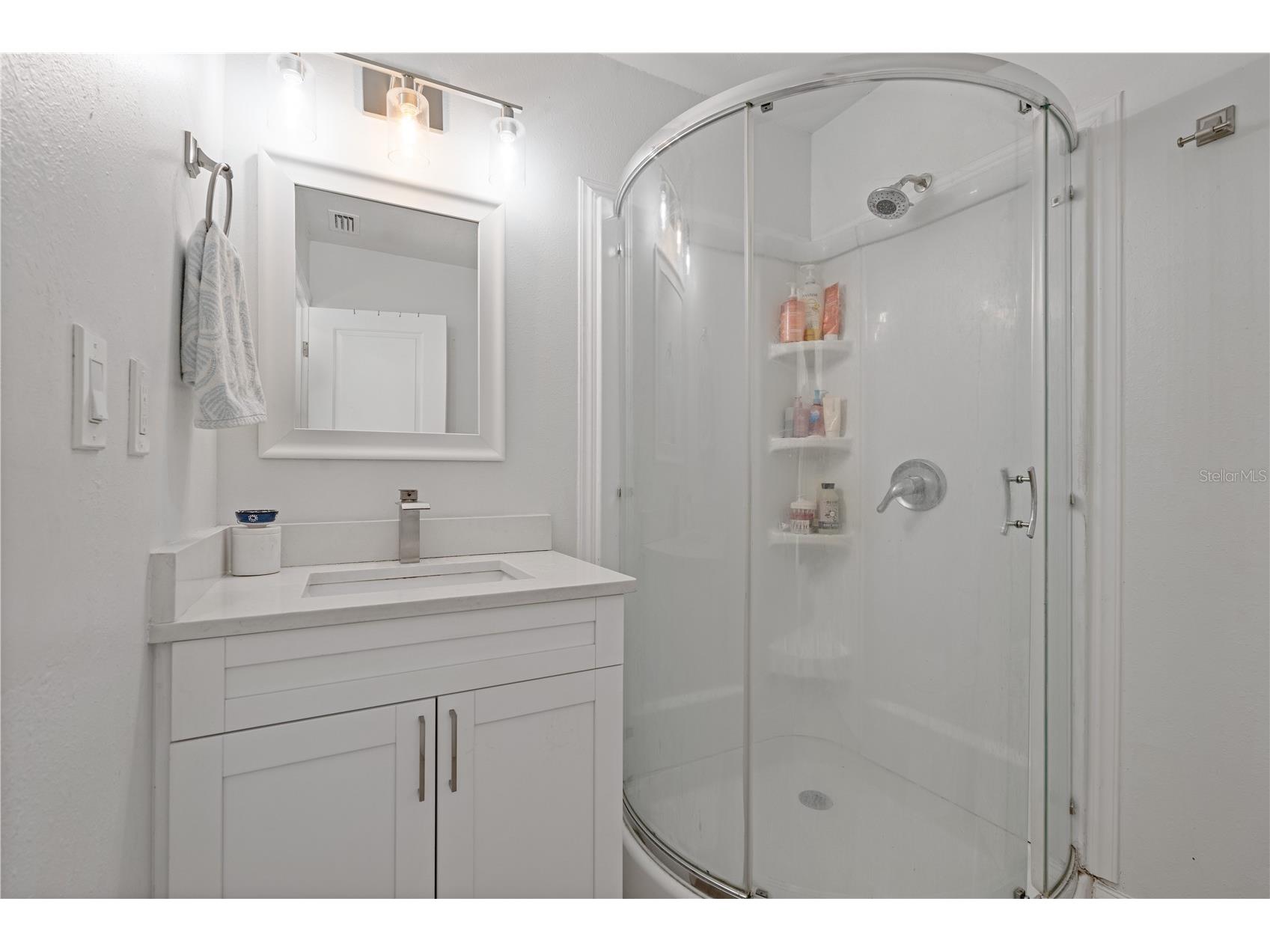 3308 W Van Buren Drive Tampa FL 33611 TB8515103 image6