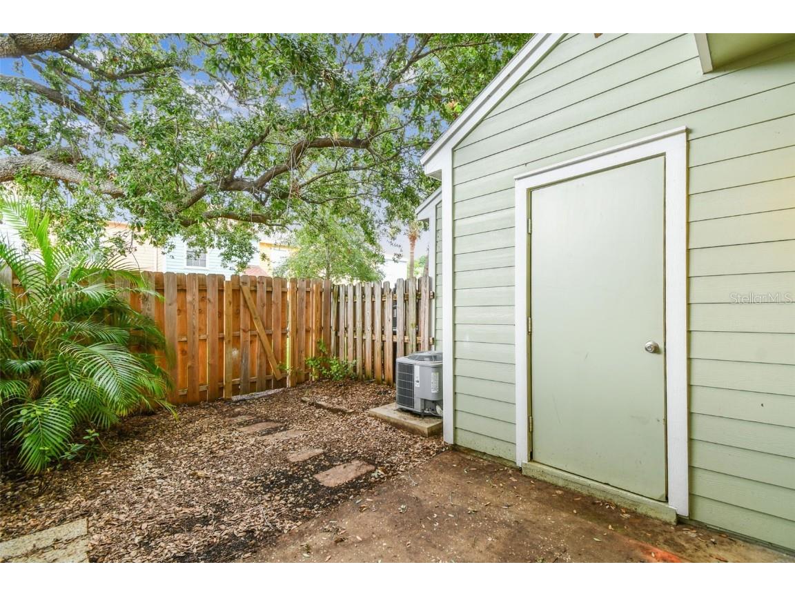 3308 W Wyoming Circle Tampa FL 33611 TB8399392 image44