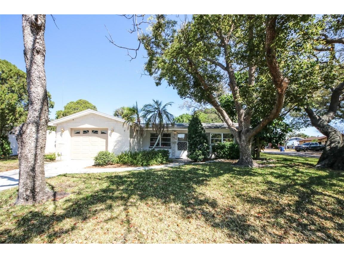 3309 Wellington Drive Holiday FL 34691 W7853674 image1