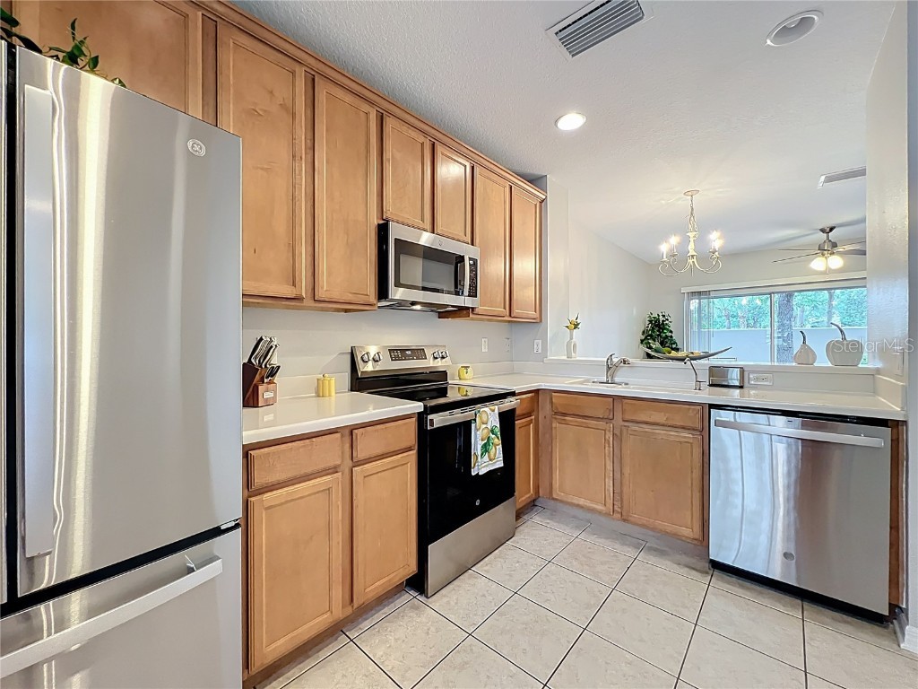 3309 Wilshire Way Road #3 Orlando FL 32829 O6310739 image9
