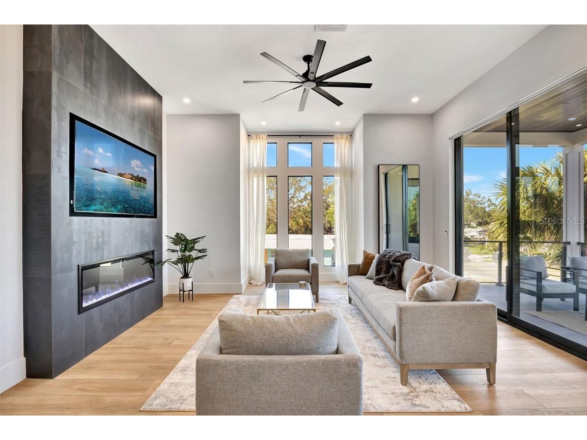 331 Albert Street Dunedin FL 34698 TB8340274 image17