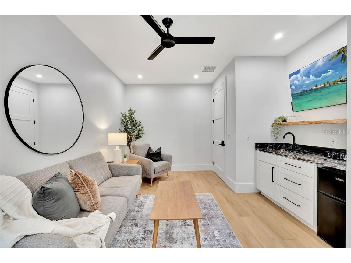 331 Albert Street Dunedin FL 34698 TB8340274 image23