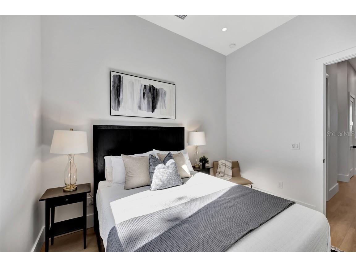 331 Albert Street Dunedin FL 34698 TB8340274 image47