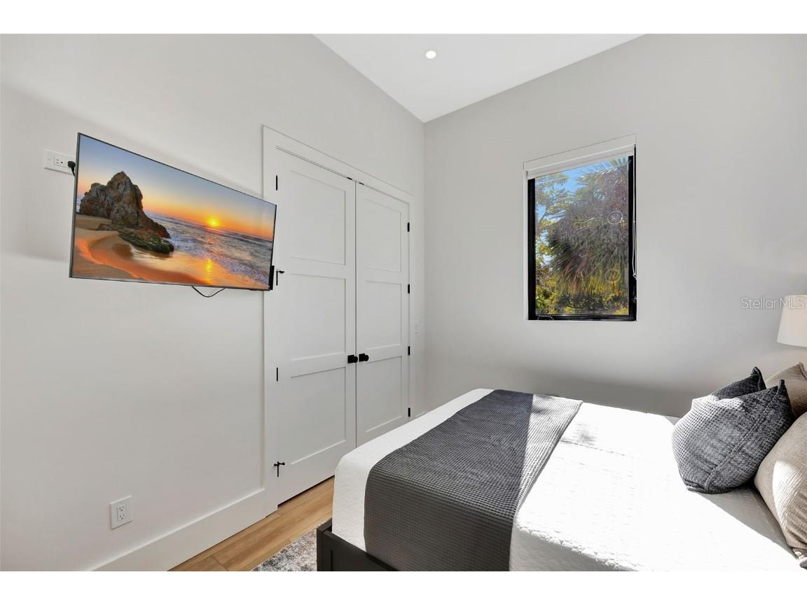 331 Albert Street Dunedin FL 34698 TB8340274 image48