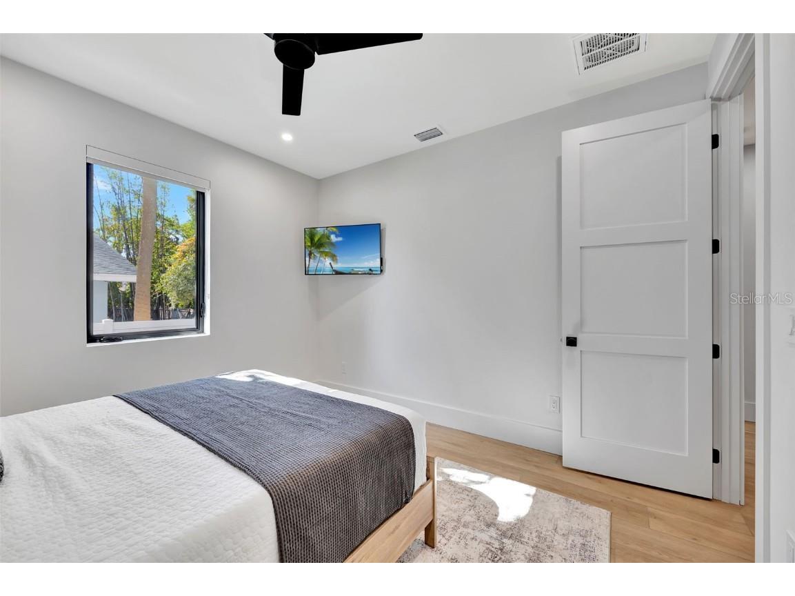 331 Albert Street Dunedin FL 34698 TB8340274 image54