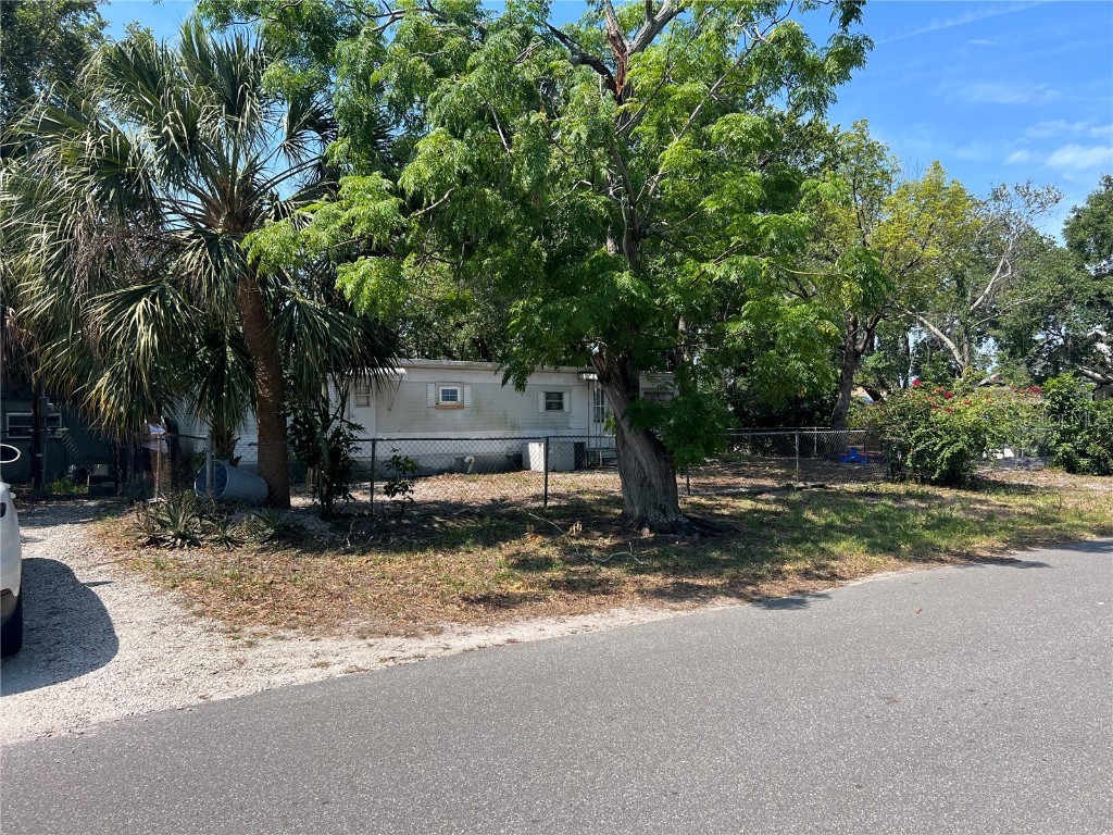 331 Archimedes Street Dunedin FL 34698 U8200413 image1