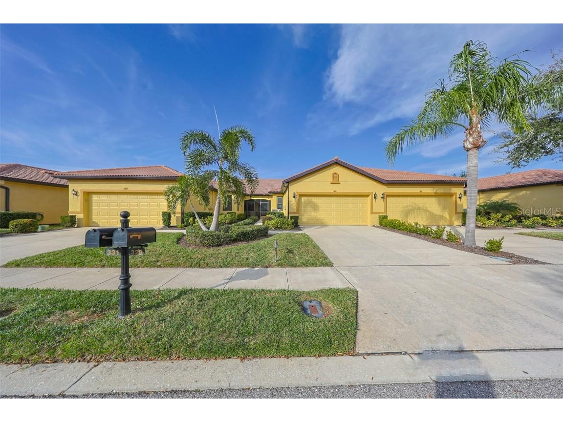 331 Bluewater Falls Court Apollo Beach FL 33572 T3498523 image1