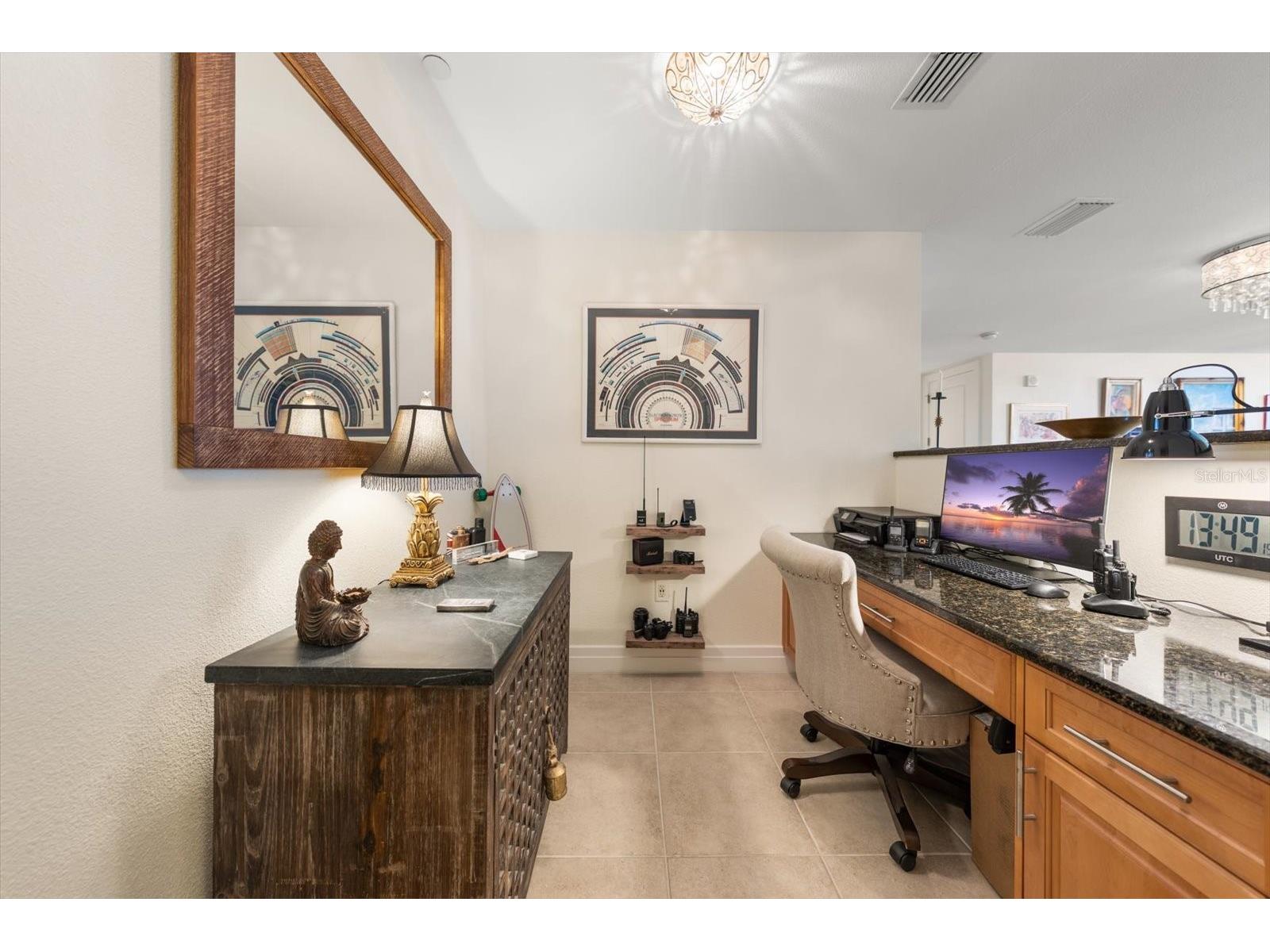 331 Cleveland St #301 Clearwater FL 33755 TB8496794 image5