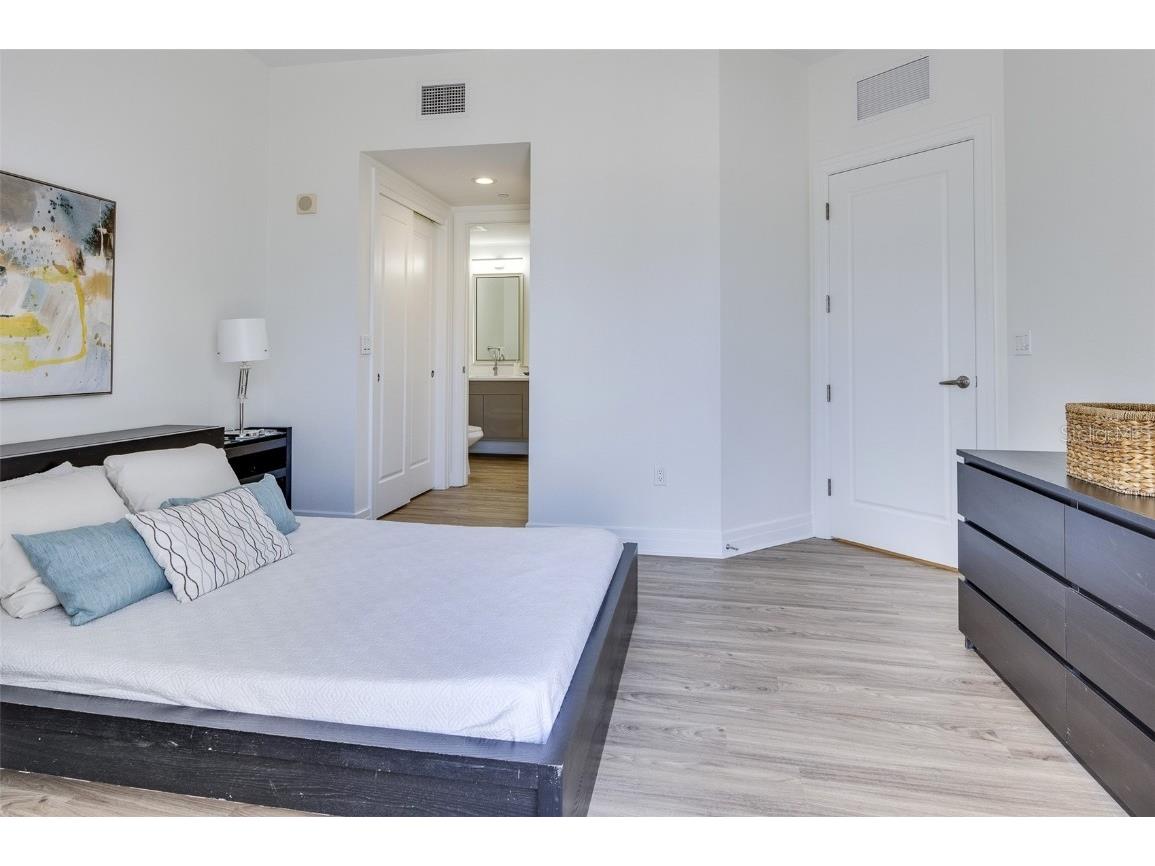 331 Cleveland Street #320 Clearwater FL 33755 TB8370523 image23