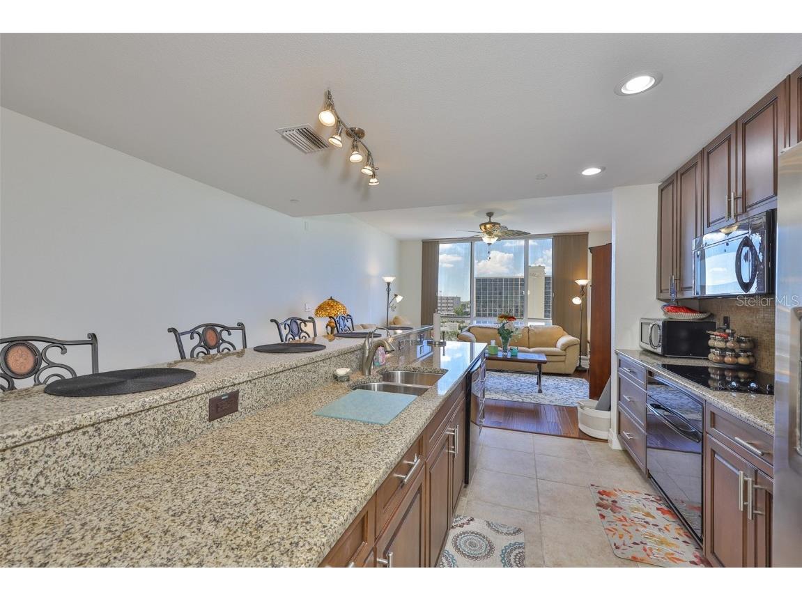 331 Cleveland Street #702 Clearwater FL 33755 TB8422623 image4