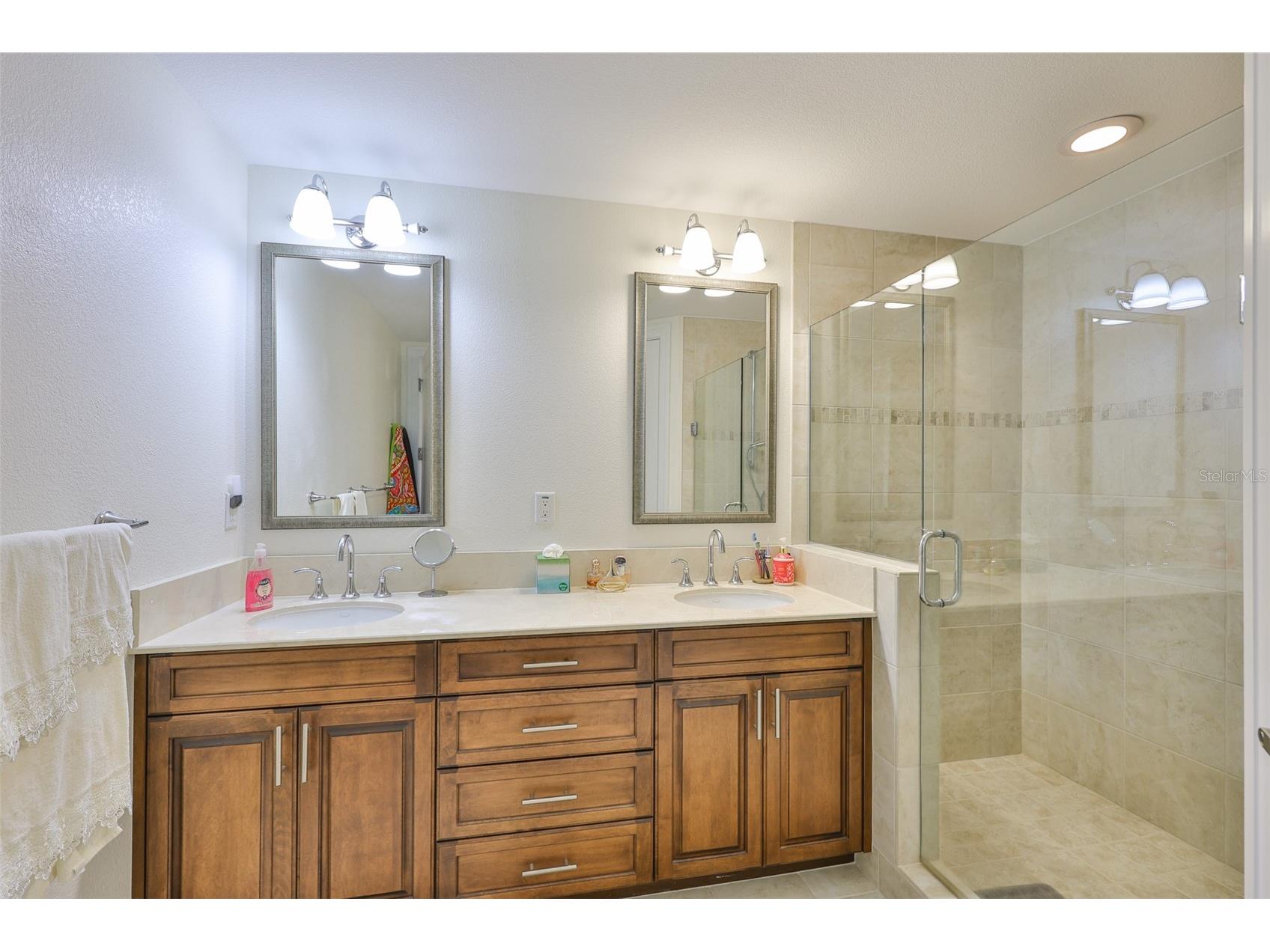 331 Cleveland Street #702 Clearwater FL 33755 TB8520869 image14