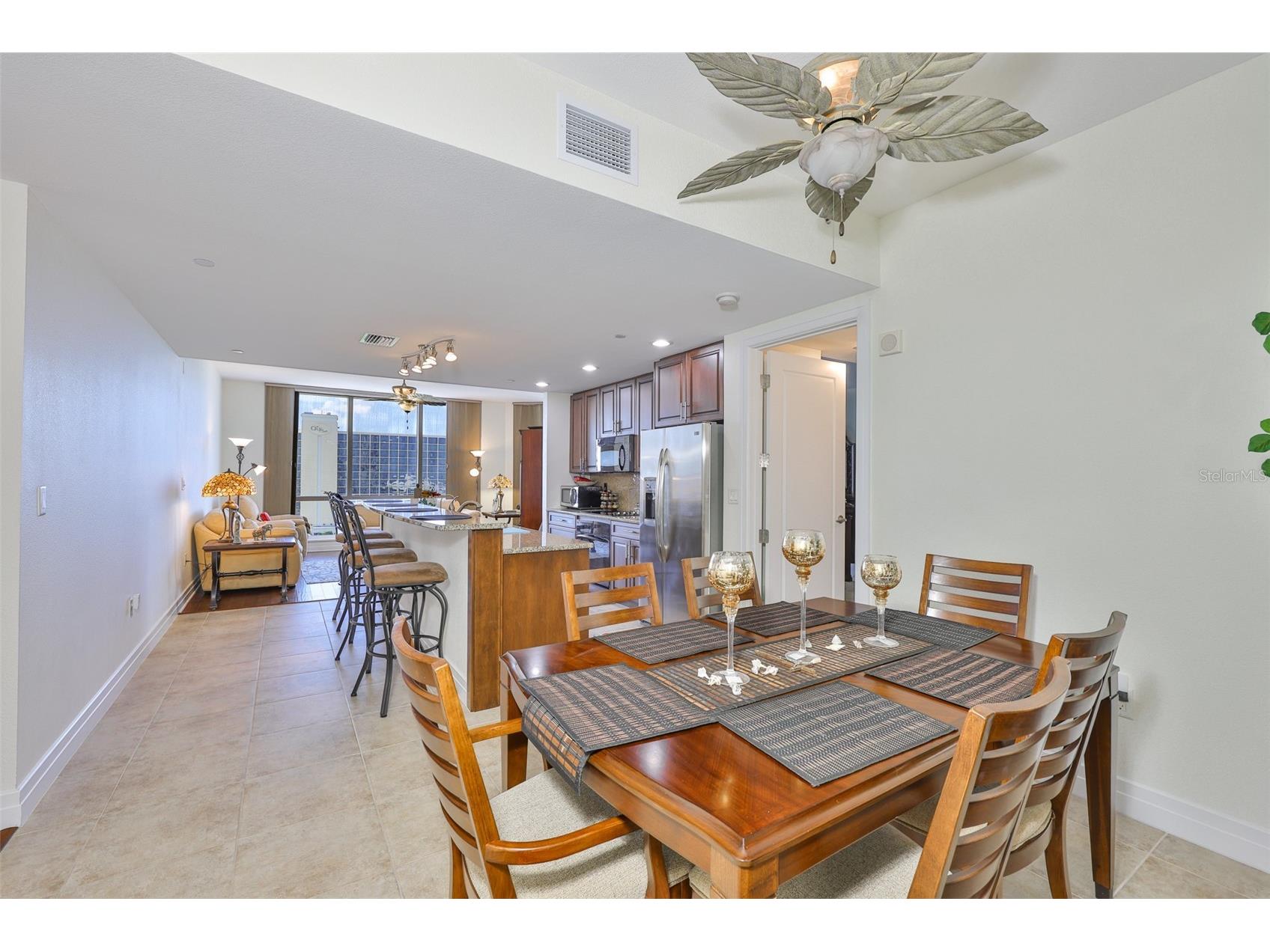 331 Cleveland Street #702 Clearwater FL 33755 TB8520869 image2