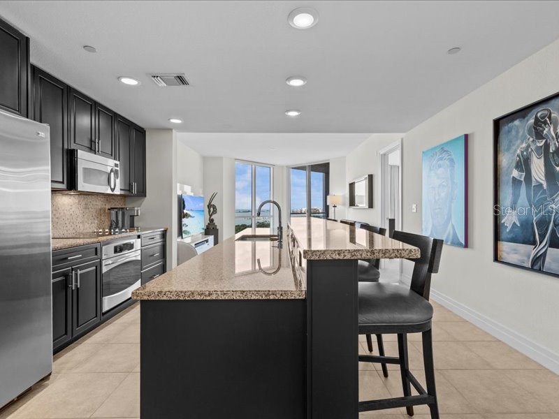 331 Cleveland Street #806 Clearwater FL 33755 TB8437015 image2