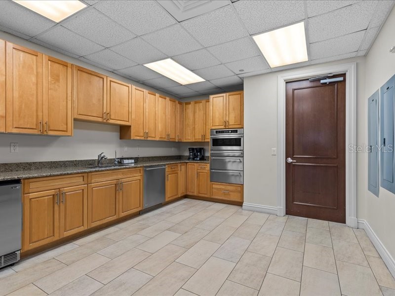 331 Cleveland Street #806 Clearwater FL 33755 TB8437015 image77