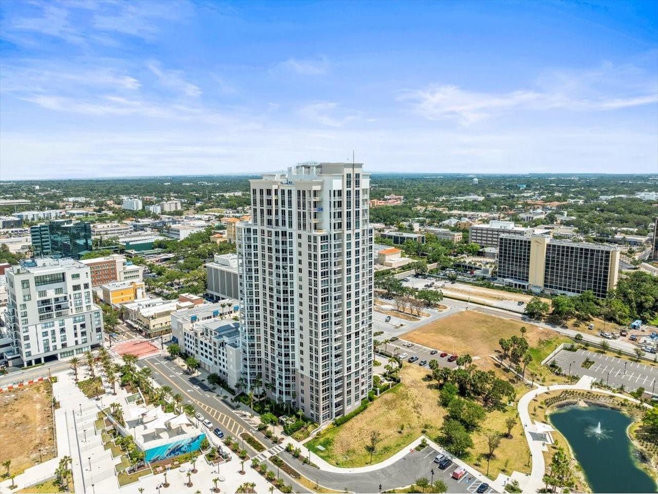 331 Cleveland Street #906 Clearwater FL 33755 TB8384000 image1