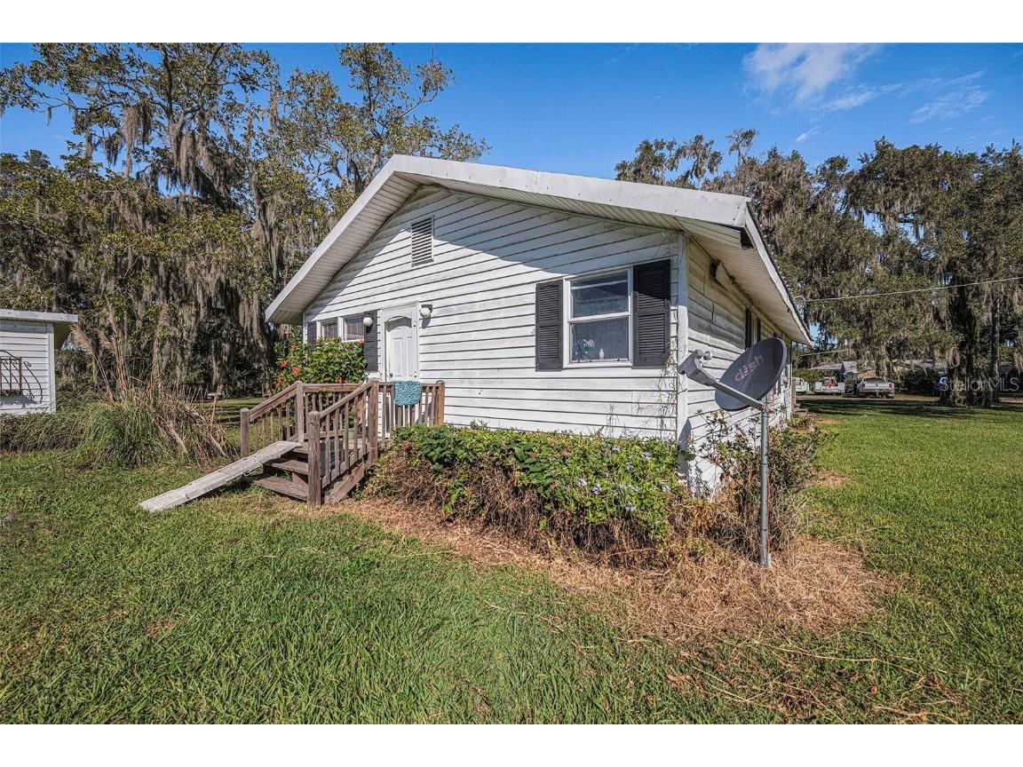 331 Lewis Road Lithia FL 33547 T3483077 image32