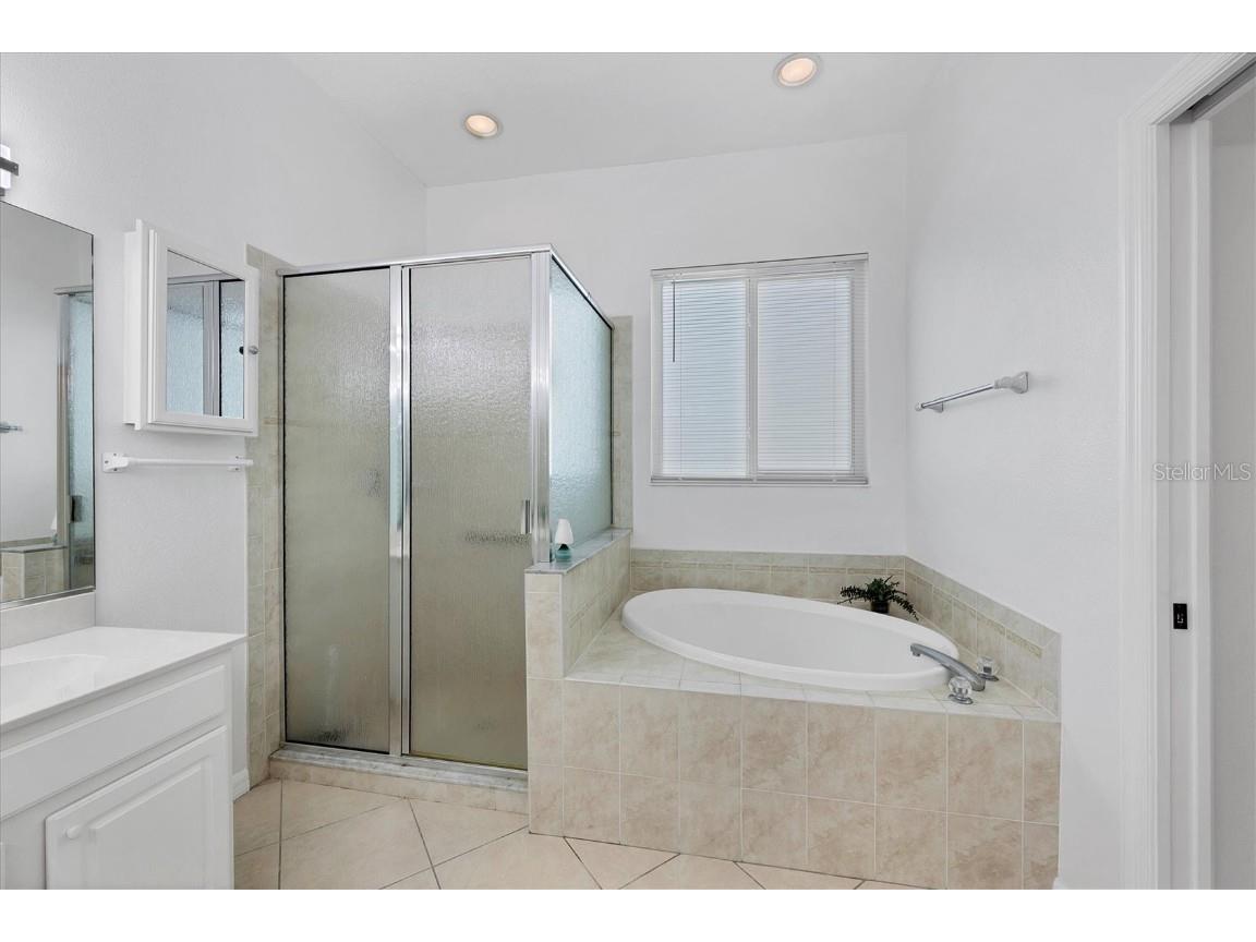 331 Londonderry Drive Sarasota FL 34240 A4664981 image27