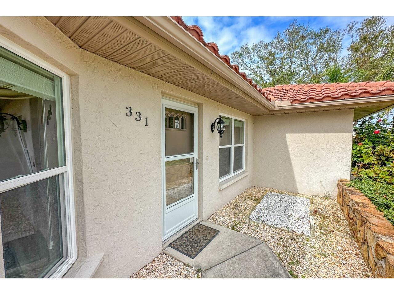 331 Oakwood Circle Englewood FL 34223 D6145356 image2