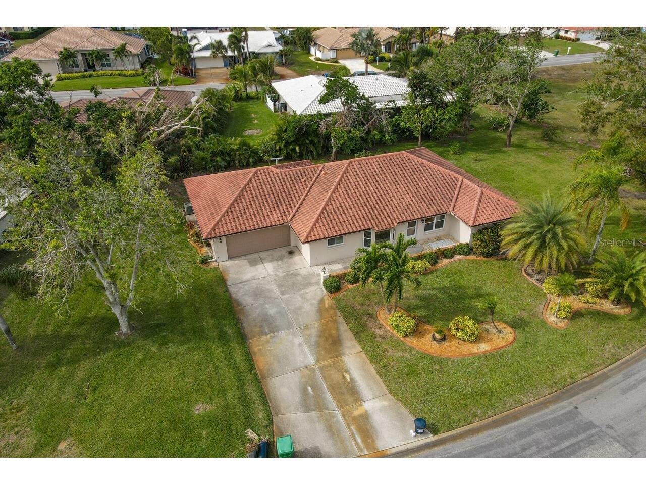 331 Oakwood Circle Englewood FL 34223 D6145356 image23