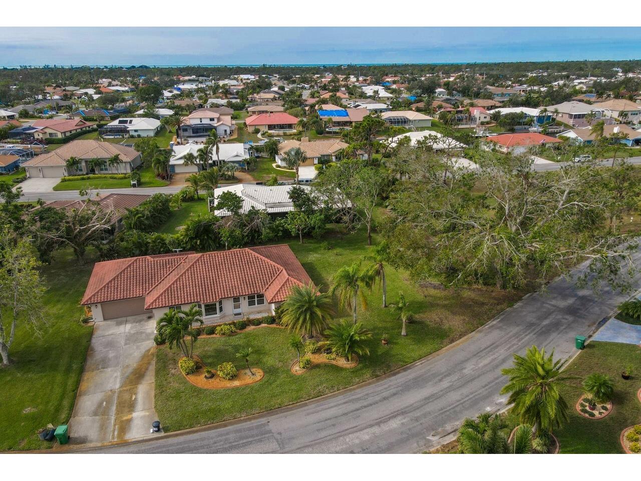 331 Oakwood Circle Englewood FL 34223 D6145356 image26