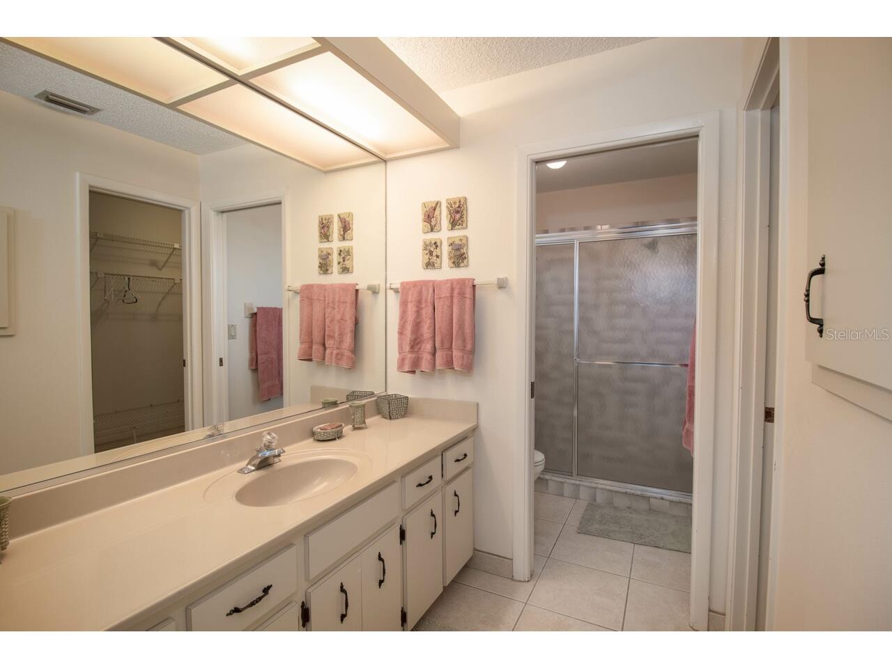 331 Oakwood Circle Englewood FL 34223 D6145356 image4