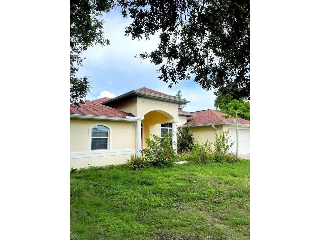 331 Orduna Drive North Port FL 34287 C7474235 image1