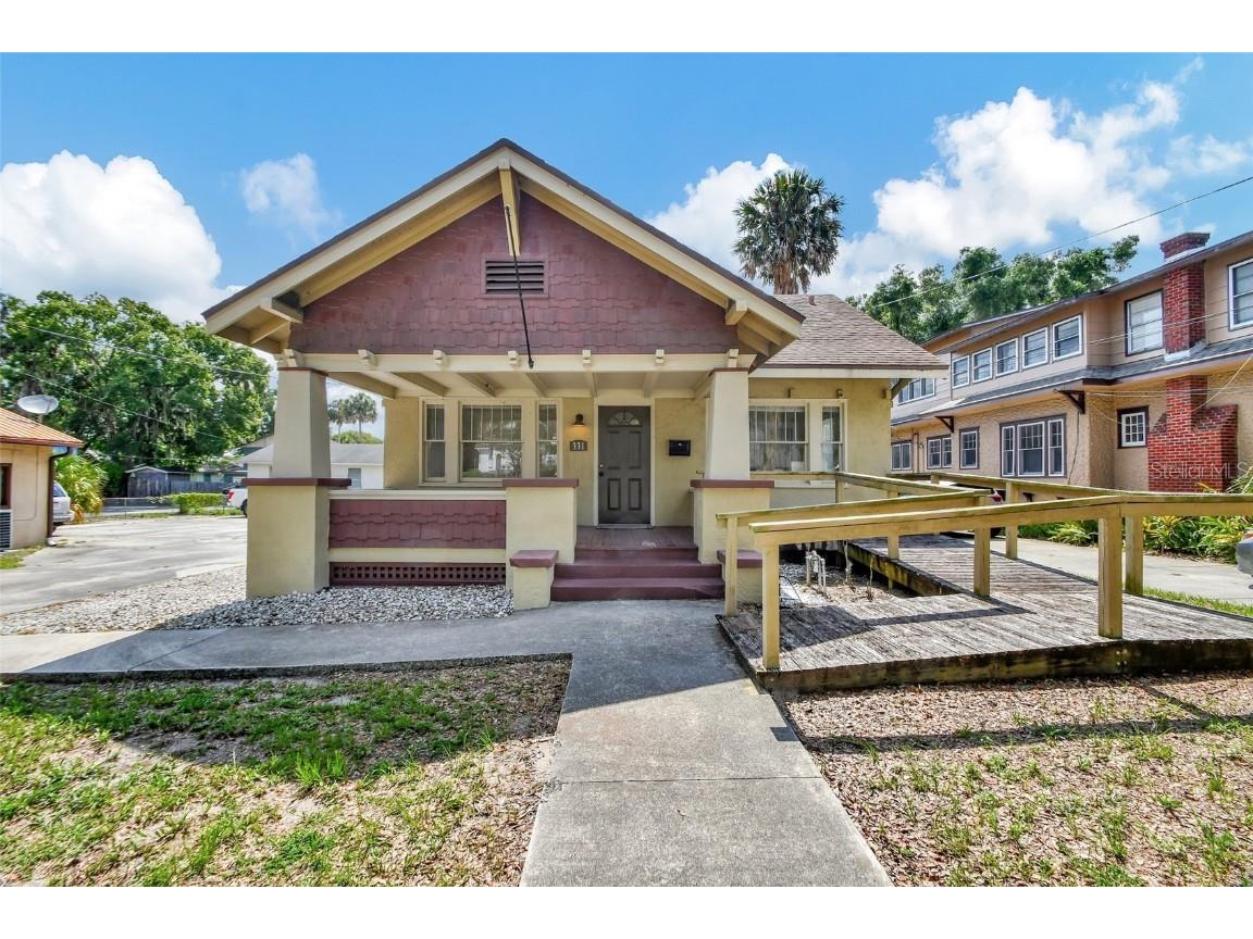 331 S Woodland Boulevard Deland FL 32724 V4937079 image1