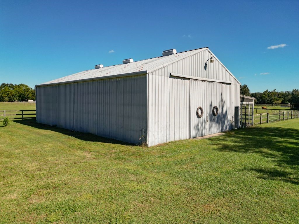 331 SE Highway 42 Summerfield FL 34491 A4682173 image12