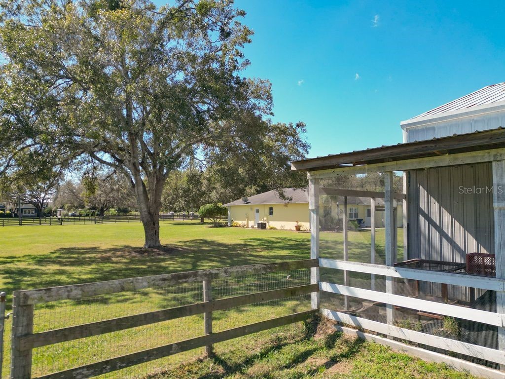 331 SE Highway 42 Summerfield FL 34491 A4682173 image18