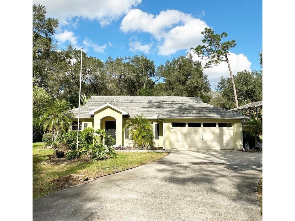 331 Stratford Drive Deland FL 32724 V4933407 image1