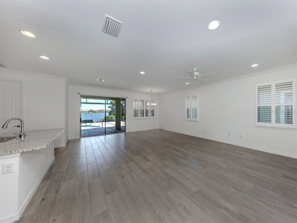 331 Toscavilla Boulevard Nokomis FL 34275 N6140627 image4