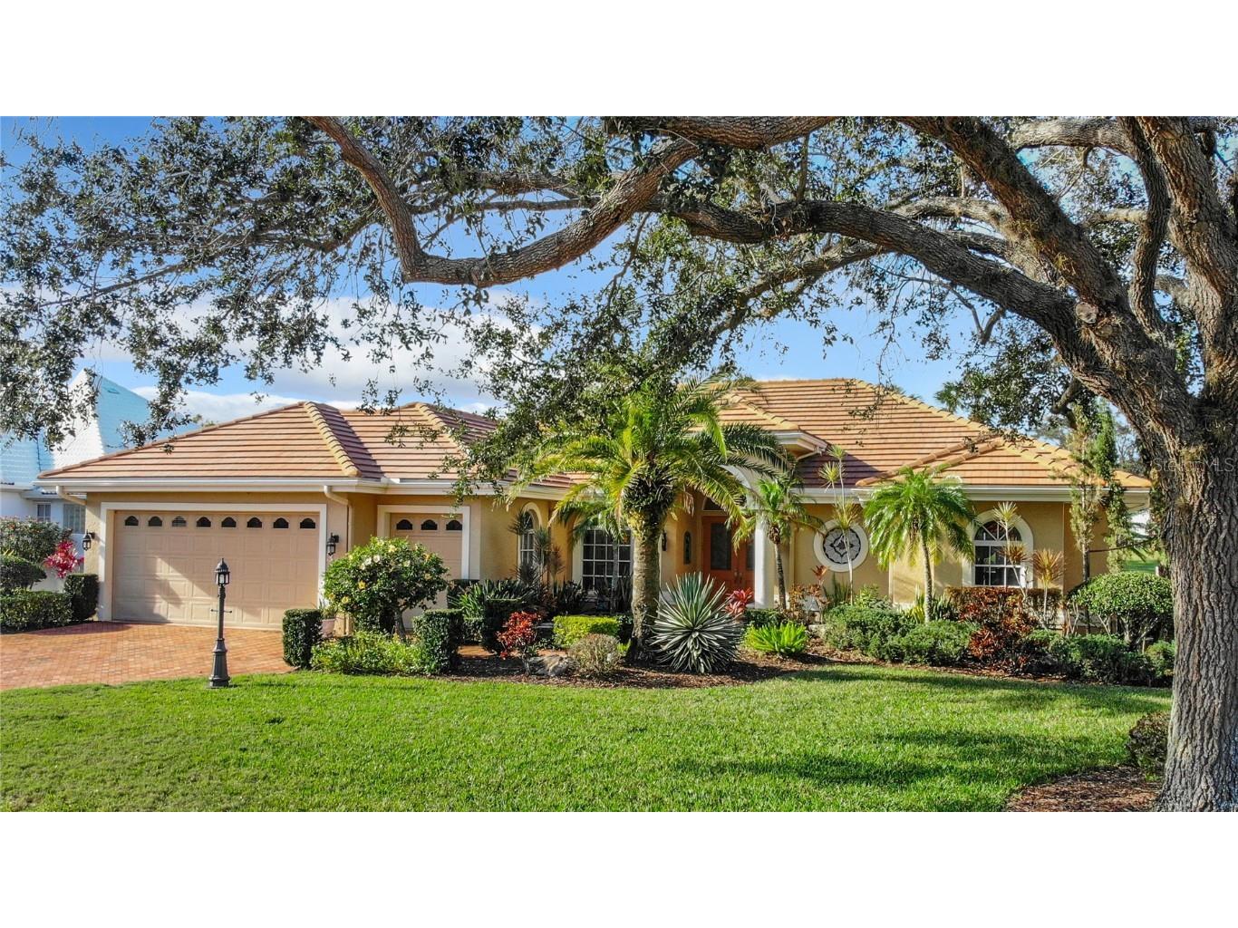 331 Venice Golf Club Drive Venice FL 34292 A4597443 image1