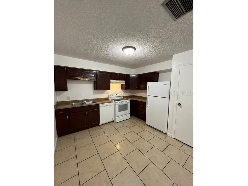 331 W Alamo Drive Lakeland FL 33813 TB8514279 image3