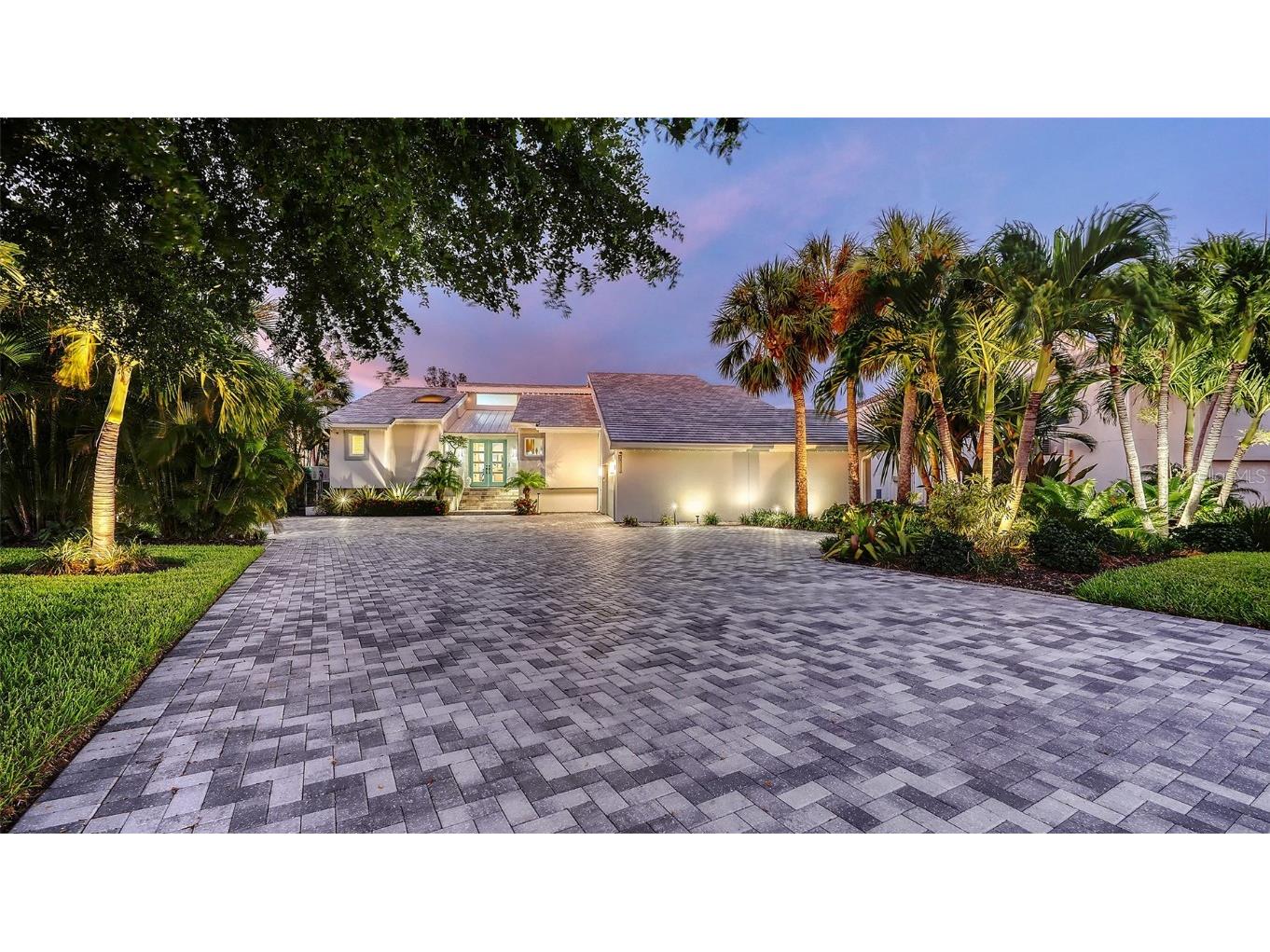 3310 Bayou Road Longboat Key FL 34228 - BAYOU LAKE A4661261 image3