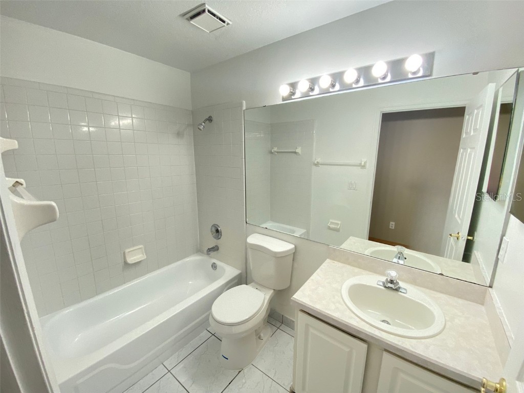 3310 Crystal Creek Boulevard Orlando FL 32837 O6337007 image15