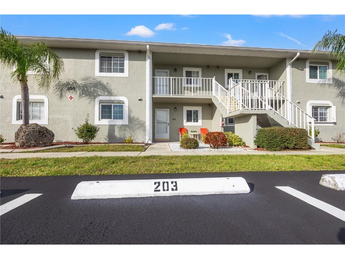 3310 Loveland Boulevard #203 Port Charlotte FL 33980 N6130963 image1