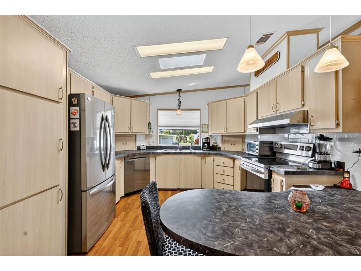 3310 Manatee Road Tavares FL 32778 - HARRIS CHAIN OF LAKES G5102114 image10